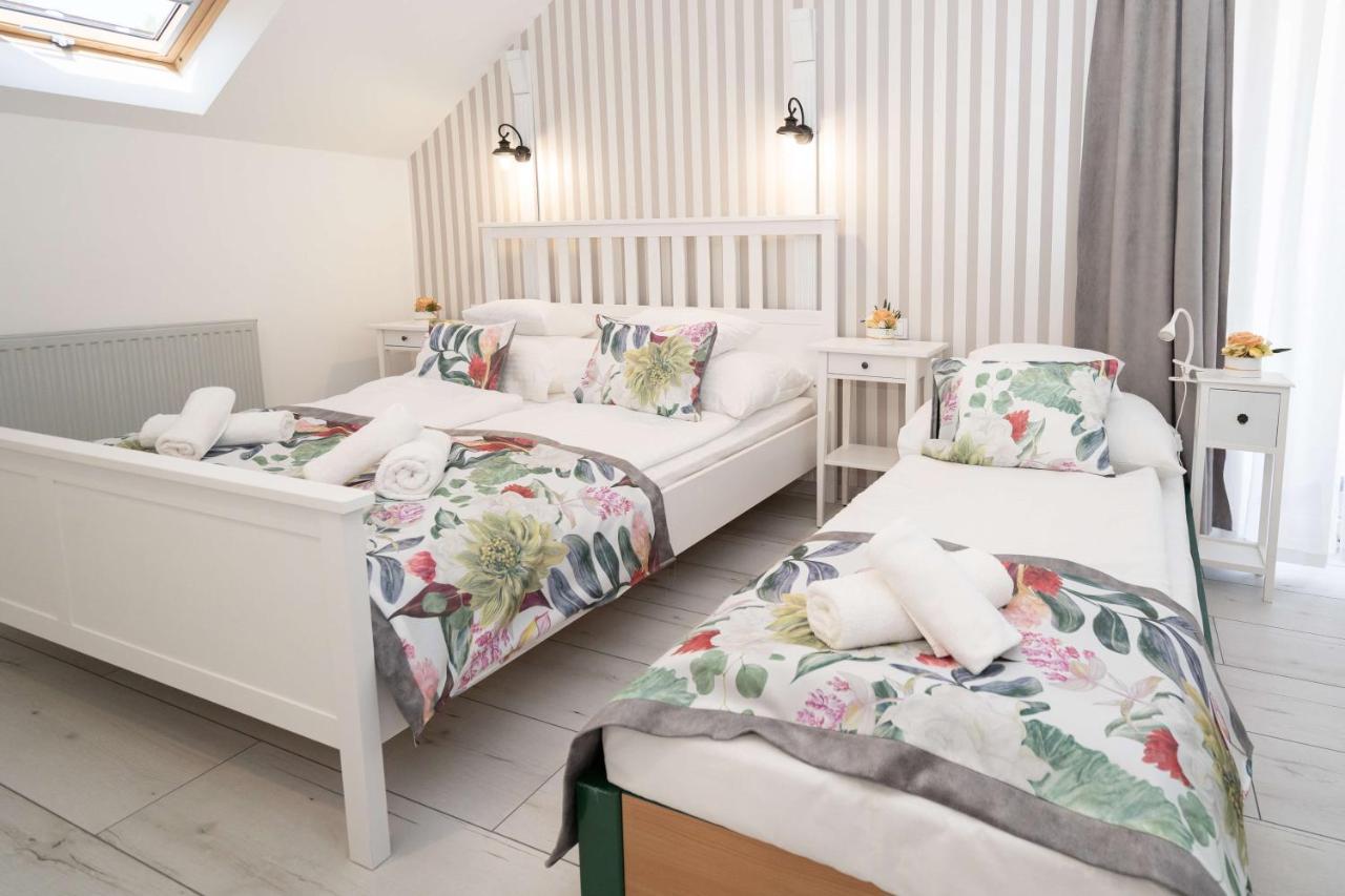 Villa Rose Garden Nyíregyháza Εξωτερικό φωτογραφία