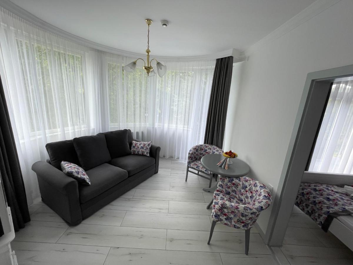 Villa Rose Garden Nyíregyháza Εξωτερικό φωτογραφία